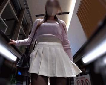 【スカートの中の秘密】☆ガタストお姉さん①エロ尻パンチラ編!!!