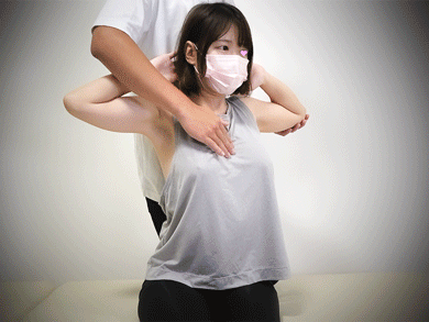 ロリ巨乳JDをセクハラストレッチ?/推定Fカップ爆乳を揉みしだく?【隠し撮り/ストレッチ専門店】【特典付き】