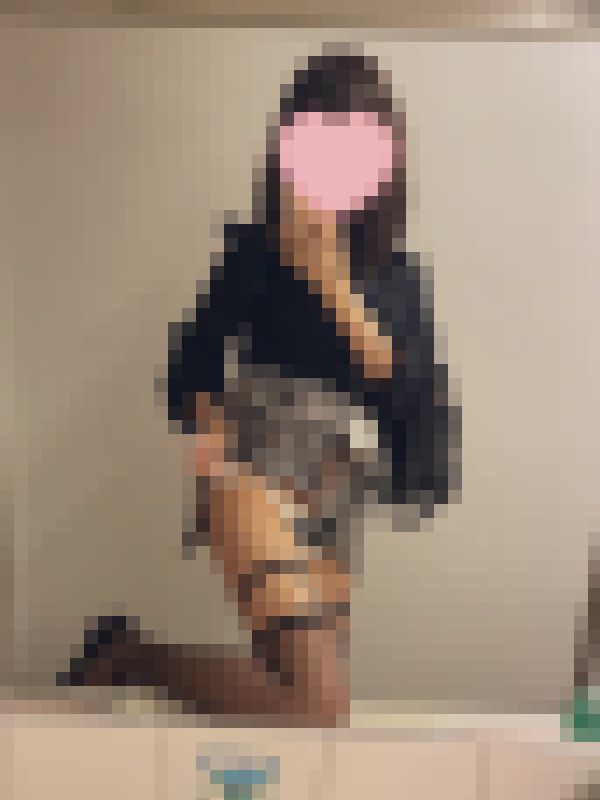 先生の脚で虐めてご褒美にパンツもあげますね?