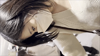 警戒心薄めの超美女のおっぱい?ずーっと後を付けてパンチラまでゲット！！！！最後バレた。