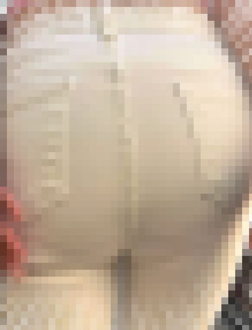 超Sクラス人妻エロ尻！希少な白チノパン美尻＋パンティラインで♂を挑発! 下品なチノパン 奥様編