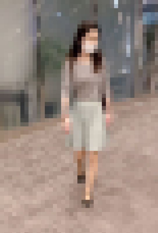 グリーンスカートのお姉さん　パンチラ越し生パン逆さ撮りPart1　コレクション3　up skirt