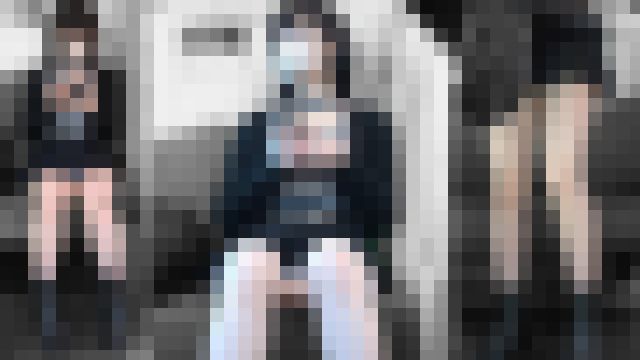 【8月7日まで顔モザなし】かわいすぎる推定JDの短すぎて丸見えな純白▼花刺繍▼[4K動画][顔出し][ドアップあり]