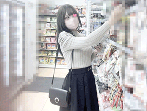 SS級美女に三人の同業者/純白食い込みPを激写【禁断の逆さ撮り】