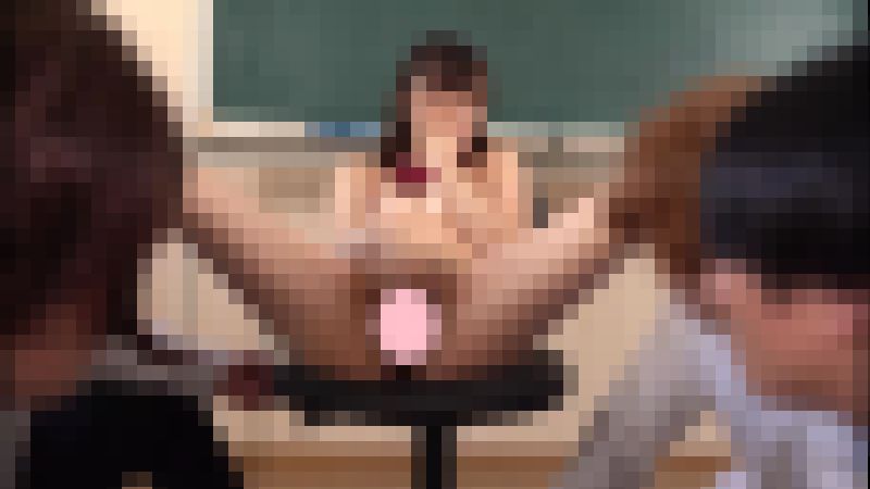 【再販】スレンダー童顔の剛毛マ●コ美女が生.徒会長に扮し露出狂となり…視カン撮影会でチ●ポ突き刺されザーメン受け止め恍惚顔