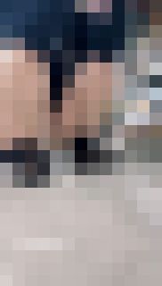 【4K】超激ミニローアングル001　“股下0cmの金髪激ミニちゃんは意外にも純白生パン派”