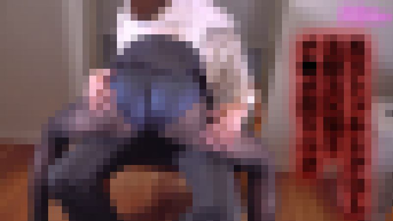 黒ストッキング美人OLはスケベな興味？（2）美脚お触り、美尻にチ●ポ擦りつけ