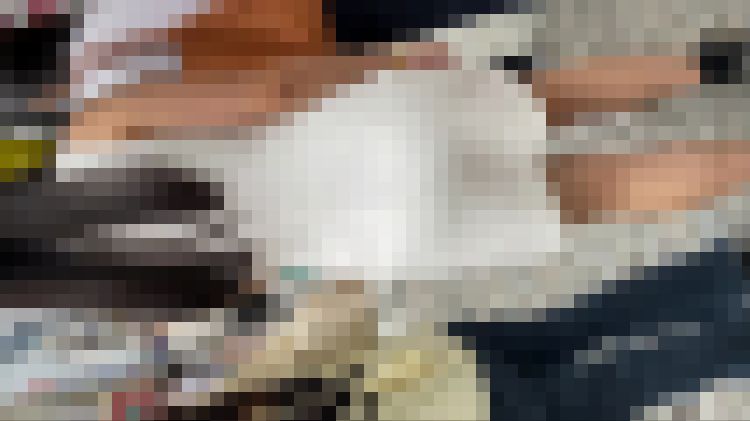 白いスカートはパンツが透け〜る動画セット。