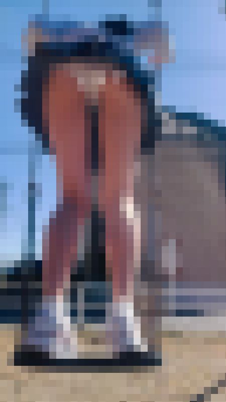 超ミニスカ制服でブランコと河川敷でパンチラ撮ってきました?