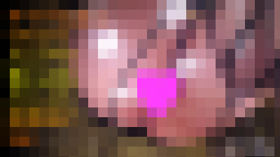 【盗撮風ローアングル】椅子の下からの様子 vol.39素人モデルMiRAiちゃん！透明椅子の下から食い込むパンティを観察！