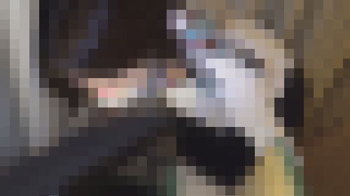 【ホテルウーマン】一生懸命働きながら見えてしまった乳首と素足並み薄々デニールストからのパンチラ