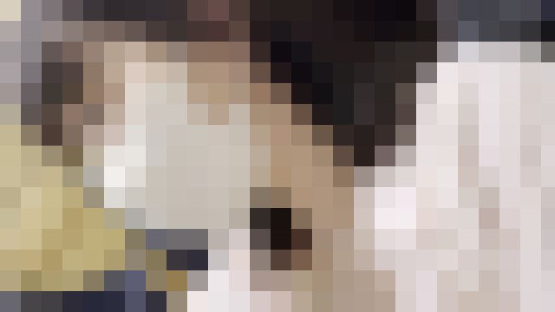 店員チラ☆再登場！またまたゆる?い服から乳首を撮影され、おっぱい触られちゃう大人しい店員さん！