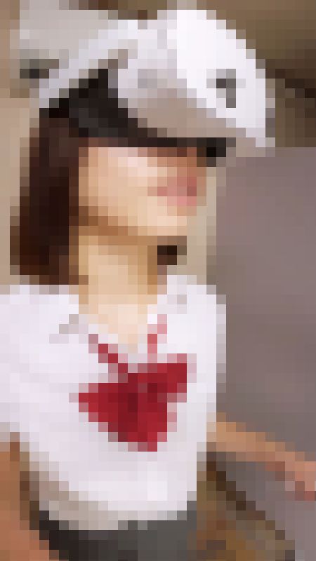 VRしているピチピチJKの胸ちらパンチラ　バレないように悪戯