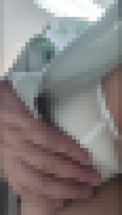 嫌がる初心者コスプレイヤーのお尻を立場を利用して触りまくり！