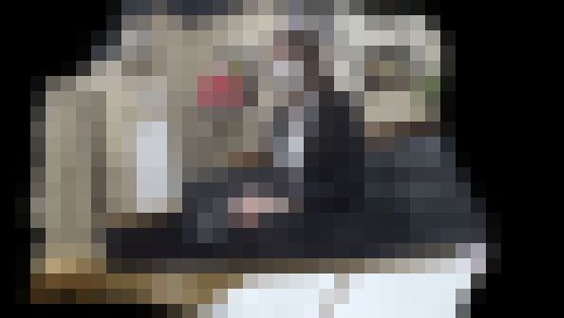 【再販】【実録闇営業】新人女性営業マンが院長室で膣拡張器をオマンコに出し入れしてすすり泣く