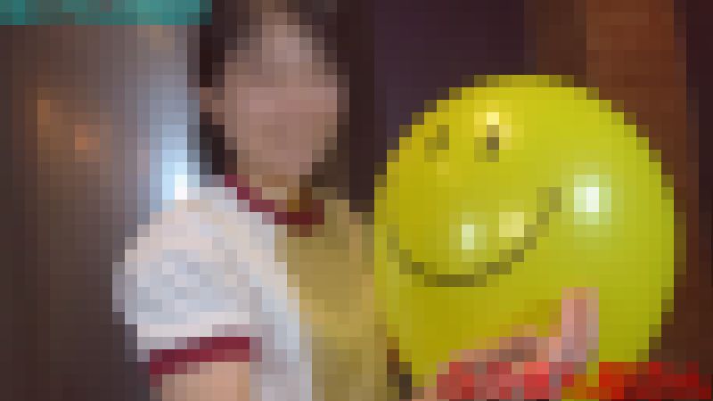 桃園ユリアさんのお尻風船割り