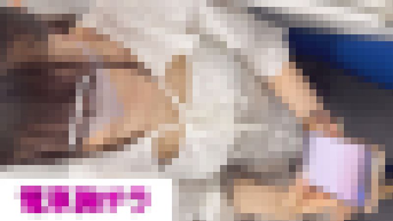 [電車胸チラ]チクビ確定演出！白い前開きシャツがくぱぁっ、と開いて見えたAAAカップ