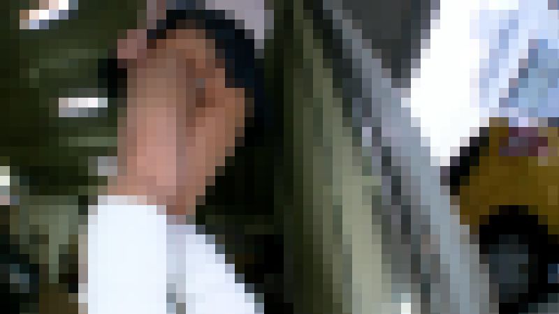 【再販】ムッチリ上向きデカ尻女子の純白Tバックパンチラ