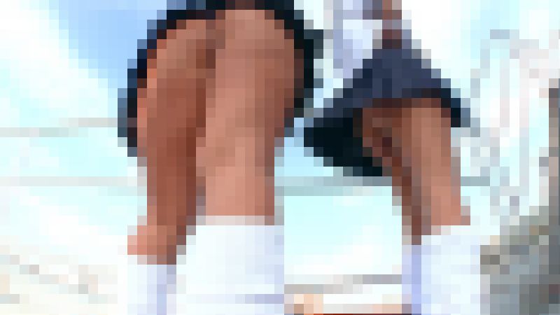 【再販】二人の爆乳ギャルズの階段パンチラ