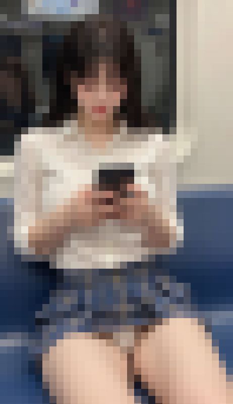 【目を惹く瞬間】超ミニ制服清楚ギャル 1名の対面＆追い撮り動画