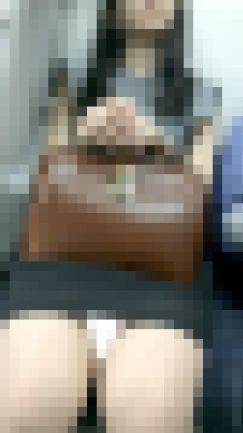 【再販】(電車対面）(顔出し）黒のタイトミニ…引き締まったパンストあんよをむき出しにして…お健やかなお顔でうとうとしちゃうOLお姉さんを