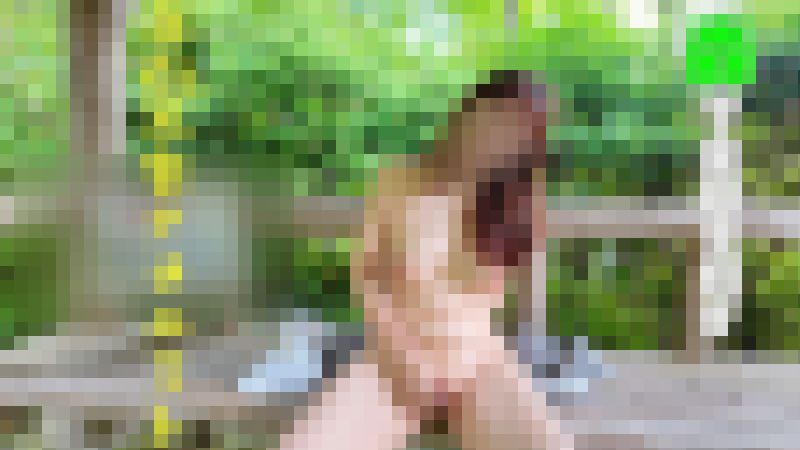 森で全裸を晒す挙動不審オナニスト