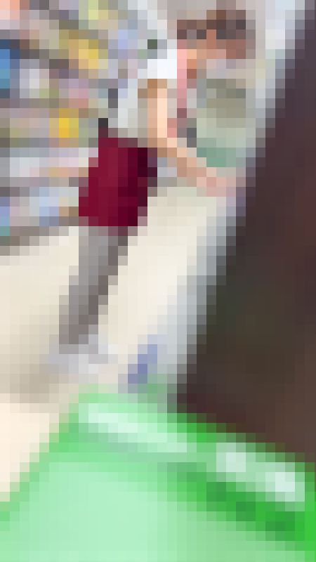 【働く女性の胸ちら ver.4】 ?本屋で働く気品漂う人妻の胸ちら?