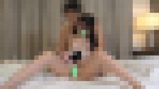 《個人撮影》イってるくせにイってないと嘘をつく若くてかわいいセラピストさんに彼氏のちんぽと比べさせたら「そんなの言えるわけない！