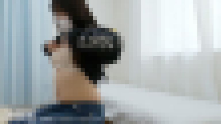 [禁断]診察室22 – 診察に耐えるアルバイトの女の子