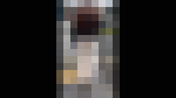 【街鳥】リブニットパンツから見えるムチ尻肉とパンティライン