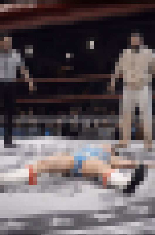 モデル並みの美貌で男性ファンに大人気のセクシー女子プロレスラー　股間丸出しで大の字にダウン！　