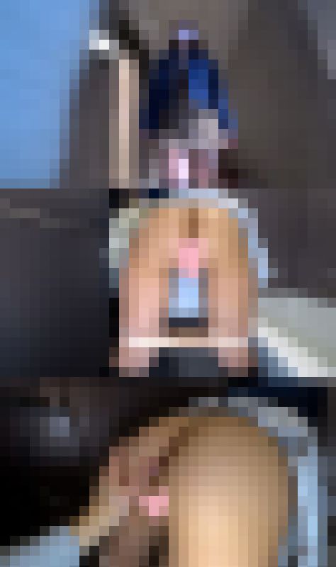 【続編】風のいたずらでスカートがめくれてしまうエロ尻に中指バイブ発動中！