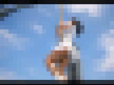 【ＡＩ動画】ミニスカートで行うプールの上での障害物競走（その２）＜急坂や綱などからプールに落下して白アンスコ丸見え＞