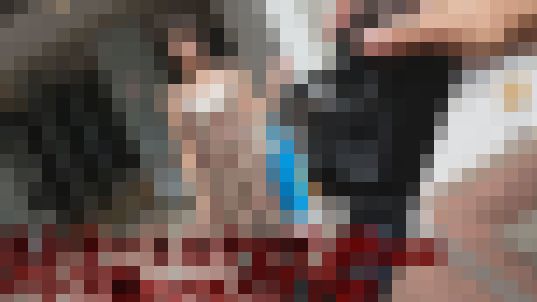 原宿ストリートスナップでコッソリ★胸チラ★パンチラ★パンティずらし外性器撮り成功！13『アンニュイお姉さん真夏の剛毛！高度話術で