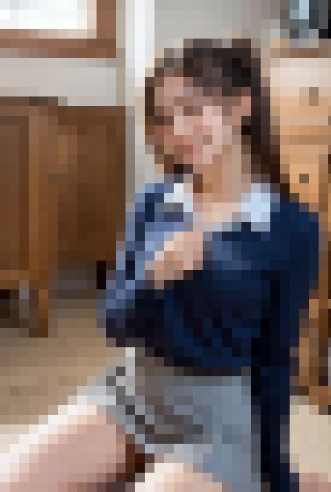 ?AI動画?放課後、少し大人びた彼女が僕だけに見せる豊満なメロン乳 — 制服のまま、ふたりきりの部屋で。