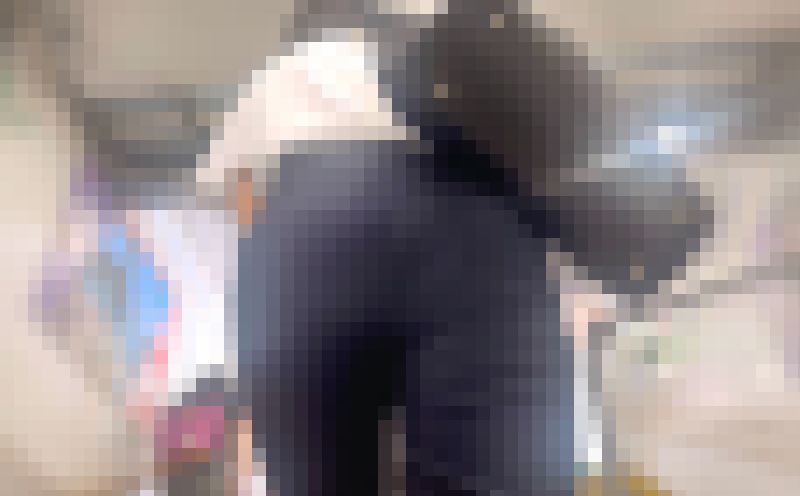 素人OLのパツパツエロ尻を下から堪能！ムニュつくスケベ尻を突き出しパンティラインで男を誘惑!