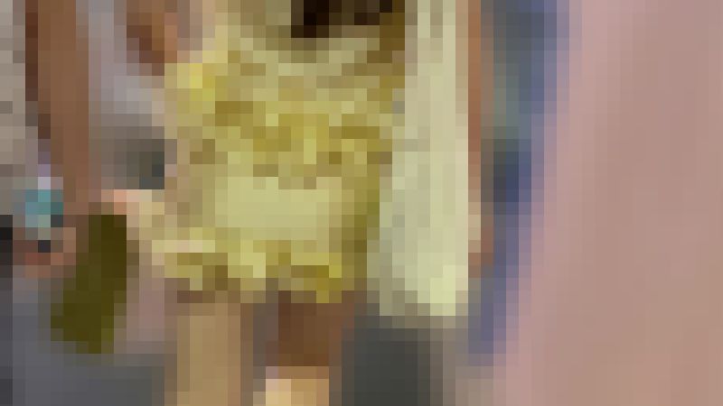 【再販】サテンドレスの隙間からPラインくっきり(/ω＼)