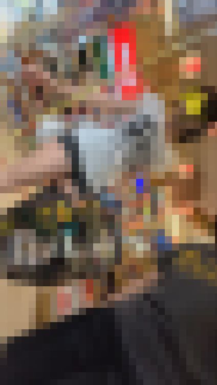 健康的な小麦色美女と美白美女至近距離ロックオン！