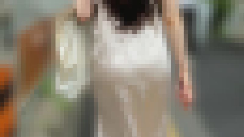 【再販】サテン地のワンピースから妖艶なお尻(/ω＼)