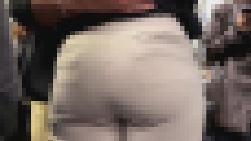 【再販】タイトなホワイトパンツを履いたお姉さんのお尻を凝視するだけの動画(/ω＼)
