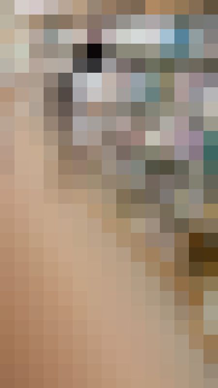 医科大優等生の美乳おっぱいを図書館で直揉み！【おっぱいお触り】
